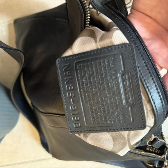 Vintage Coach Black Leather 9188 - Picture 5 of 7